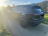 Porsche Cayenne Turbo Turbo - gebrauchte Porsche Cayenne aus dem Jahr 2014