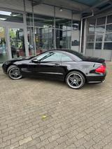 Mercedes-Benz SL 500 - - Mercedes-Benz aus 2003: Roadster