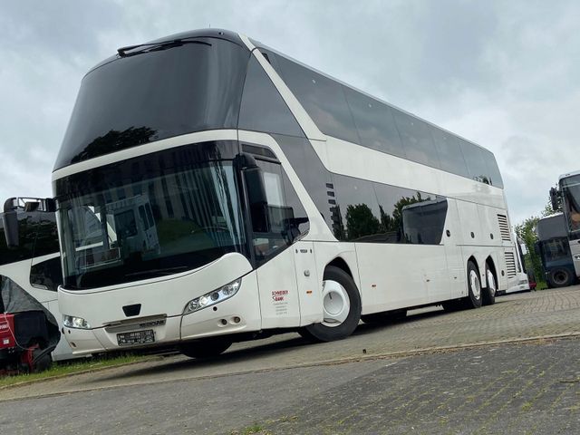 Neoplan Skyliner L 1.Hand