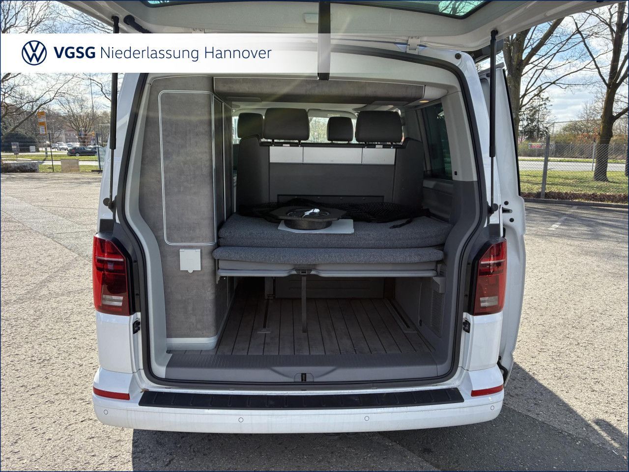 Volkswagen T6 California - Bild 12