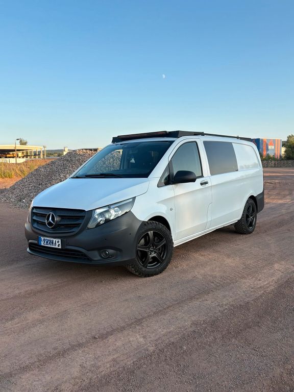 Image of Mercedes-Benz Vito