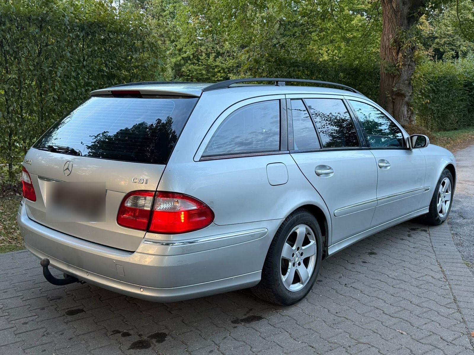 Mercedes-Benz E280 2005 — engine 204 HP (150kW)