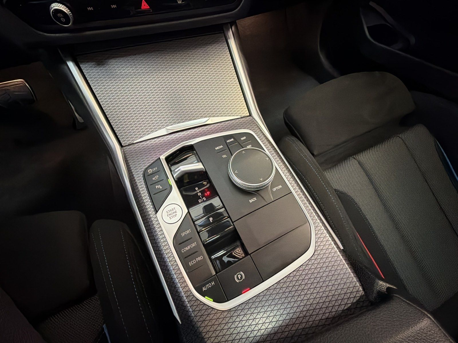 BMW 320 - Bild 12