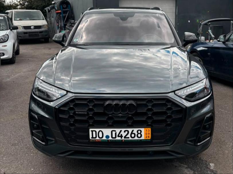 Audi Q5 PANO HEADUP AMBIENT KAMERA 360 S line