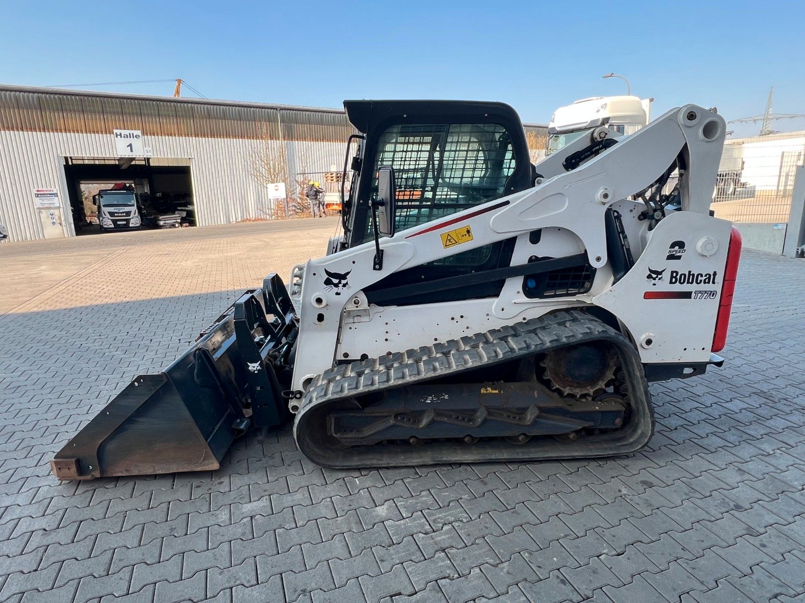 Fahrzeugabbildung Bobcat T770 / 1.793h / Klima / Gabel / Schaufel