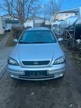 Opel Astra - Opel Astra aus 2004 mit Diesel-Antrieb