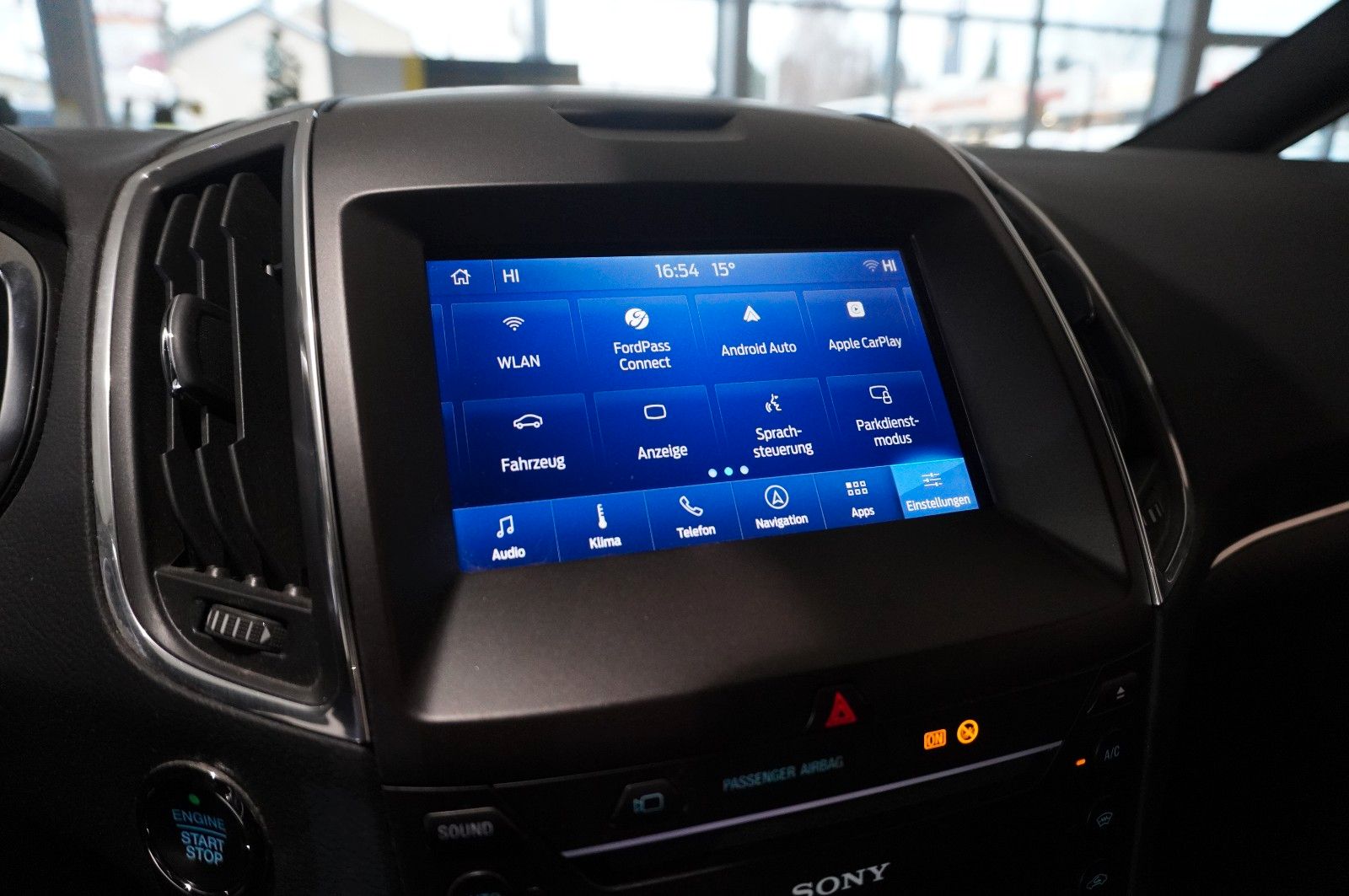 Fahrzeugabbildung Ford S-Max 2.0D ST LINE 7-SITZE NAVI/LED/KAMERA/AHK