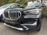 BMW  X1 xDrive 25 d xLine, Scheckheft BMW - BMW X1: Schwarz