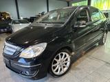 Mercedes-Benz B 200 B B 200*AUTOMATIK*LEDER*NAVI*TÜV NEU*1.HAN - gebrauchte Mercedes-Benz B 200 aus dem Jahr 2006