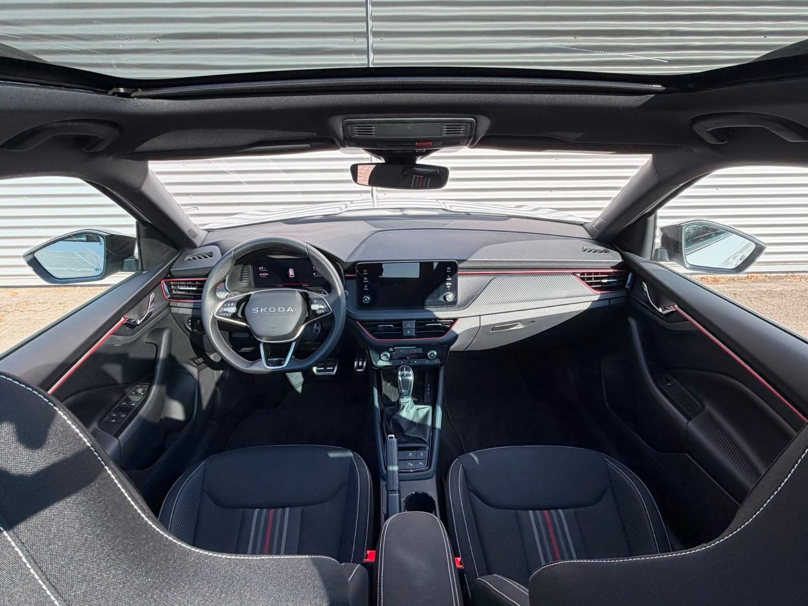 Fahrzeugabbildung SKODA Kamiq 1.5 TSI Monte Carlo LED
