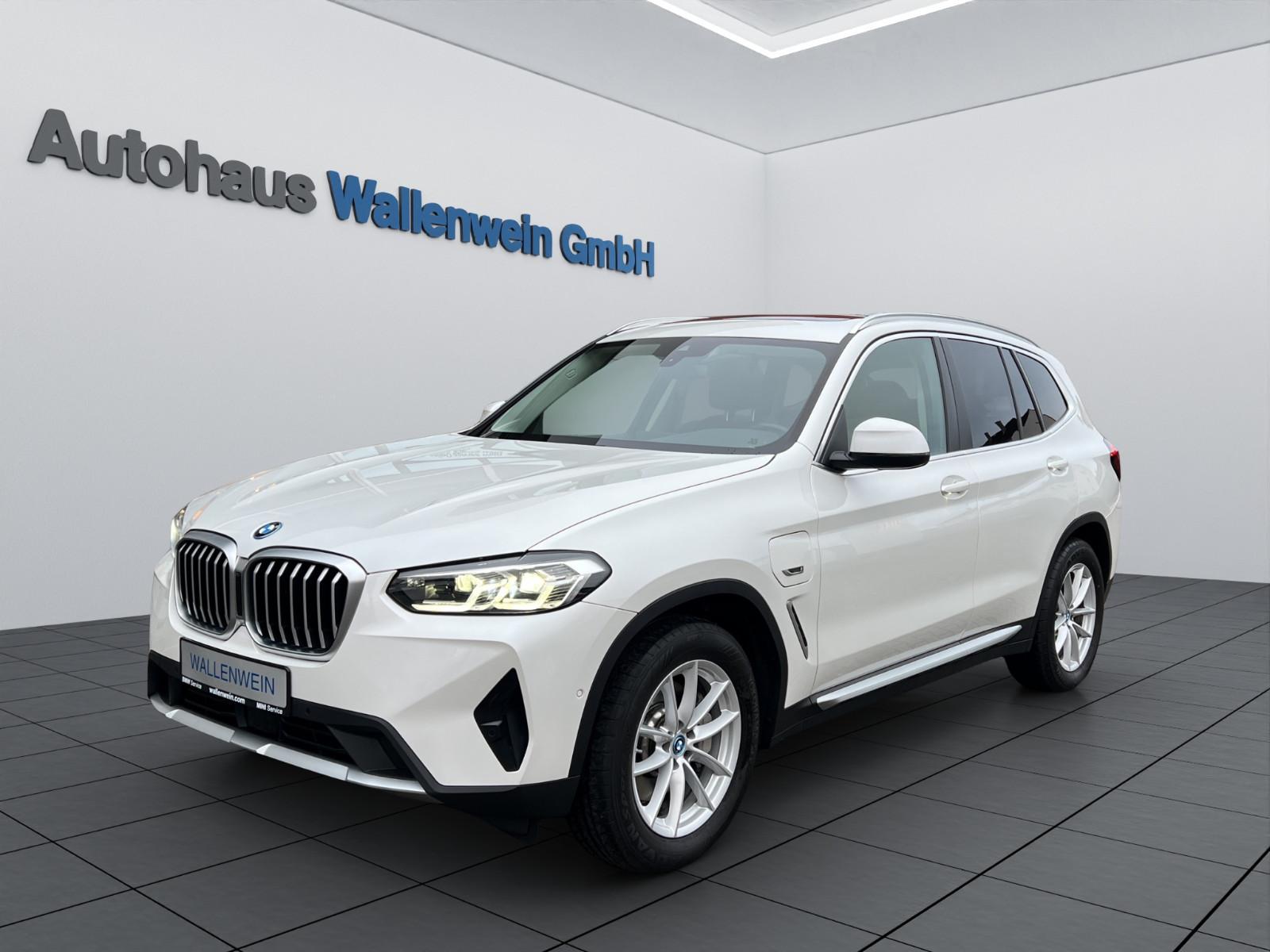 BMW X3 xDrive30e Aut., Panorama, adLED, RFK