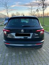 Skoda Karoq 1.5 TSI DSG AMBITION, Vollausstattung - Skoda Karoq Gebrauchtwagen in Köln