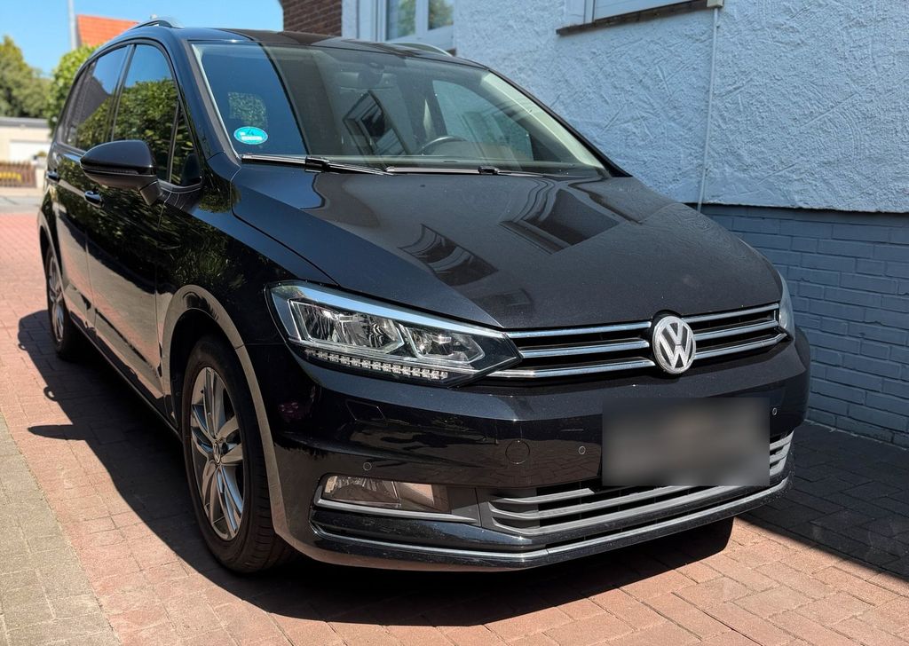 Image of Volkswagen Touran