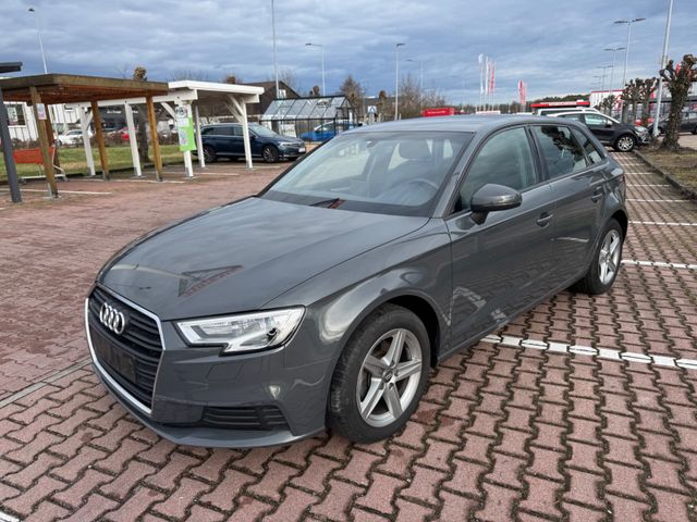 Audi A3 1.6 TDI S-Tronic Sportback Xenon Leder