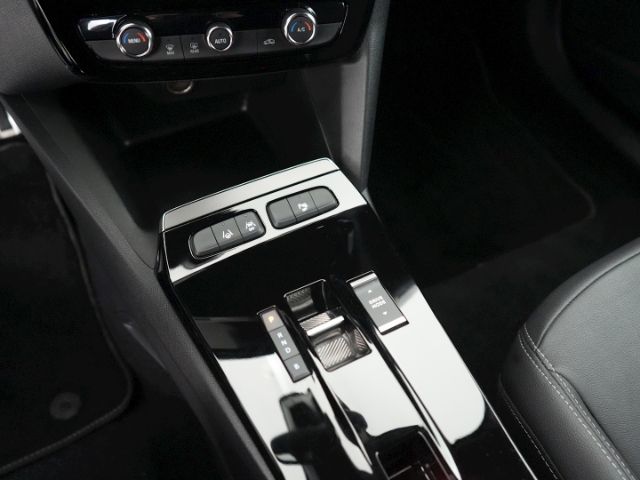 Mokka-e B ULTIMATE 50kWh AT+NAVI+RÜCKFAHRKAMERA+