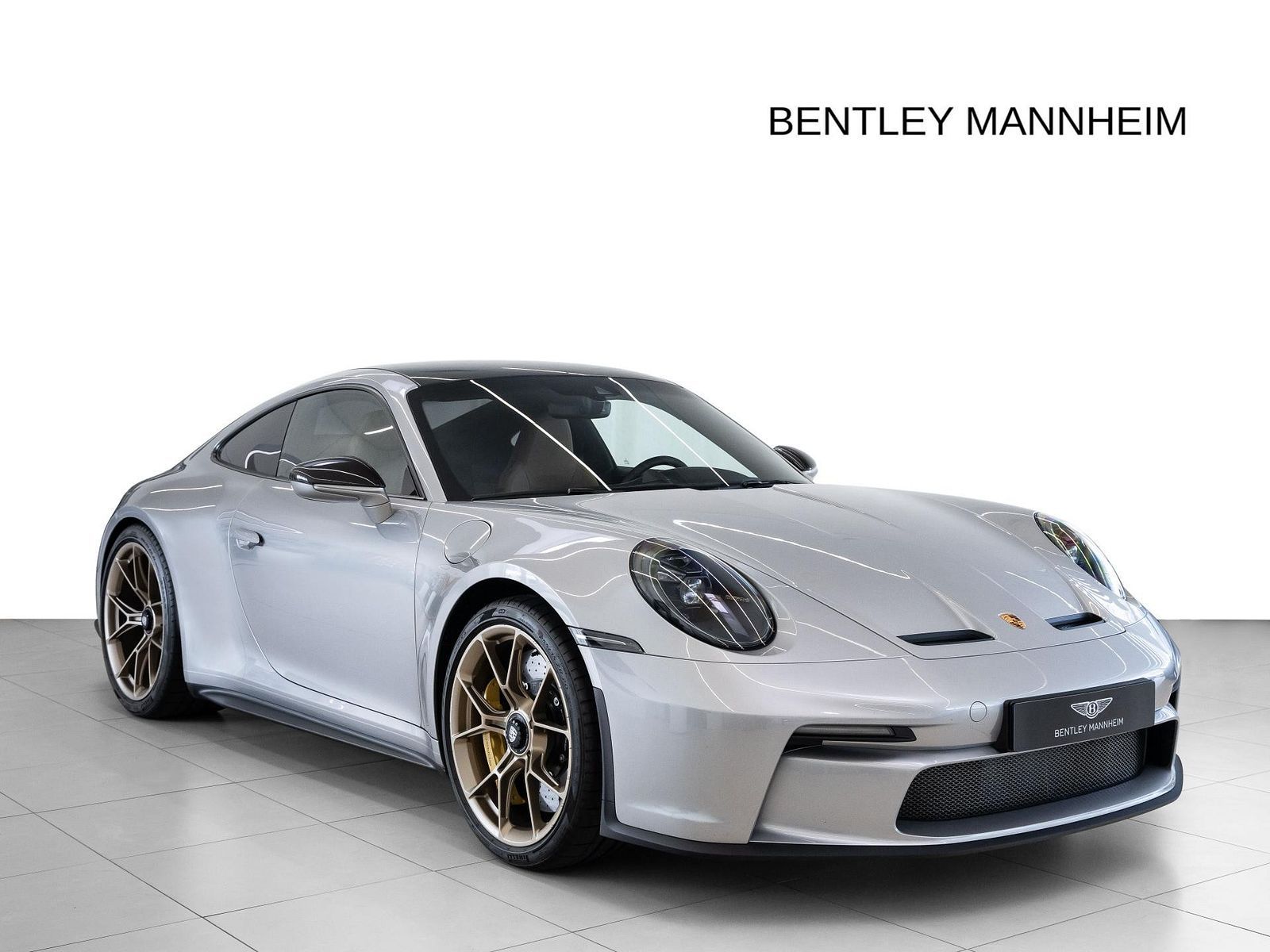 PORSCHE 911 GT3 Touring-Paket aus prominentem Vorbesitz!