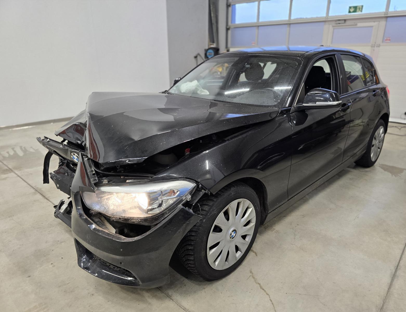 BMW 116 1 Limousine 5-trg. 116 i Advantage