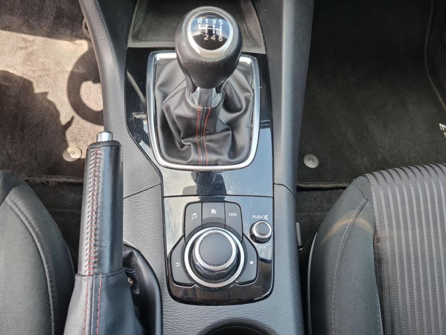 Mazda 3 Center-Line er 2.0  LED-Tagfahrlicht