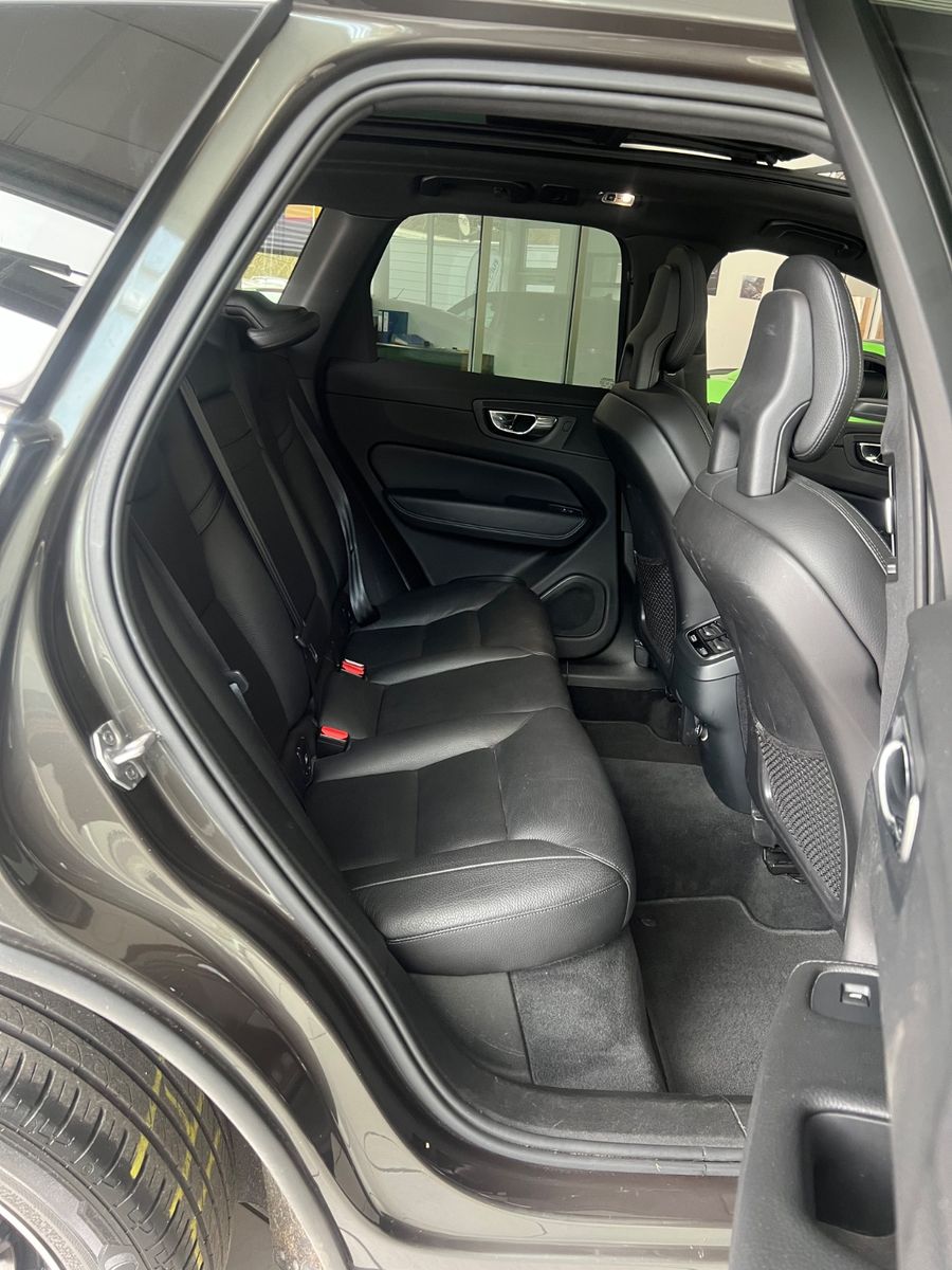 Fahrzeugabbildung Volvo XC 60 XC60 Inscription AWD * Business Xemium *
