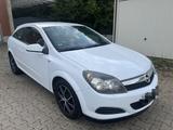 Opel Astra GTC 1.6 Twinport Sport 77kW Sport - Opel Astra aus 2008: 7.1