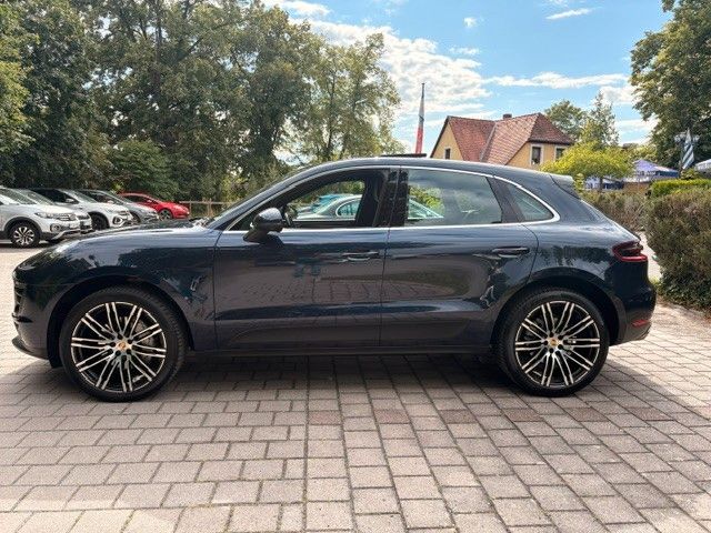 Image of Porsche Macan