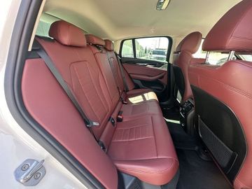 BMW X4 - 10