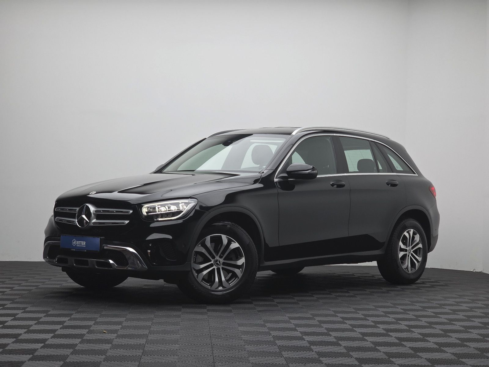 Gebrauchtwagen Mercedes-Benz GLC GLC 220d 4Matic AHK SHZ KAMERA NAVI LED in Münster