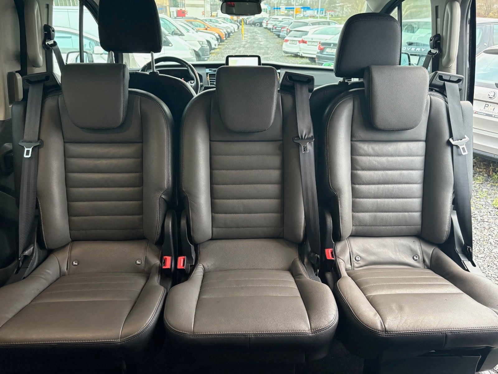 Fahrzeugabbildung Ford Tourneo Custom Aut. 320 L2 Tourneo Titanium Lede