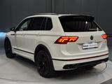 Volkswagen Tiguan R-Line 4Motion*Black Style*19Zoll**LEDER* - Volkswagen Tiguan: Style