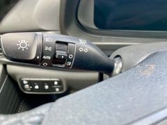 Fahrzeugabbildung Hyundai i20 1.0 KLIMA SHZ CARPLAY ALU AUTOMATIK KAMERA