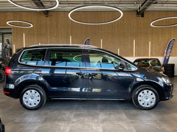 Volkswagen Sharan Cup BMT *NAVI*AHK*TEMPOMAT*KAMERA*USB*BLT