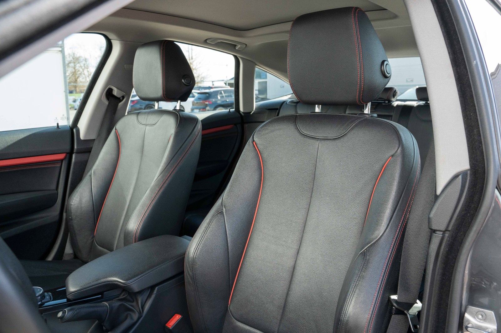 Fahrzeugabbildung BMW 320 D GRAN TURISMO SPORT XENON PANO SHADOW NAVI