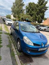 Renault Clio 1.2 Benzin  TÜV bis 11/2026 - Renault Clio: Sportwagen