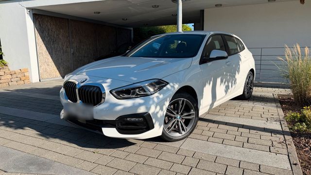 BMW BMW 116i | EZ 03/2021 | Apple CarPlay | AH...