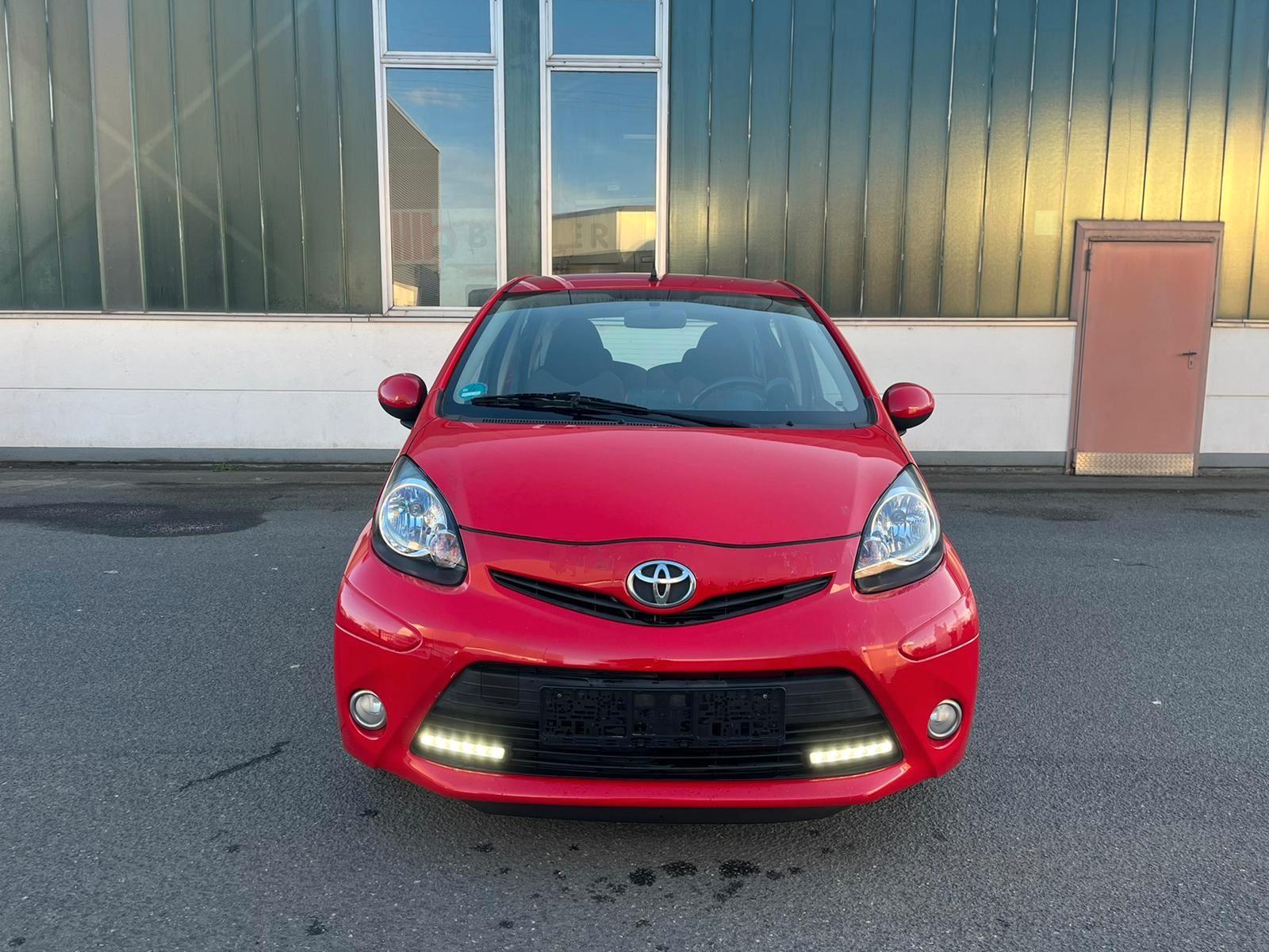 Toyota Aygo AYGO Cool Go 1 Hand Scheckheft Navi