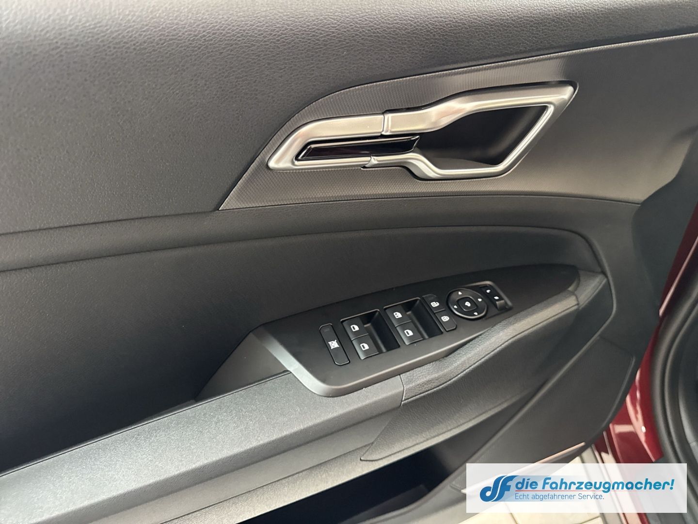 Fahrzeugabbildung Kia Sportage 1.6 T-GDI AWD 7DCT 2-Zonen-Klimaautomat