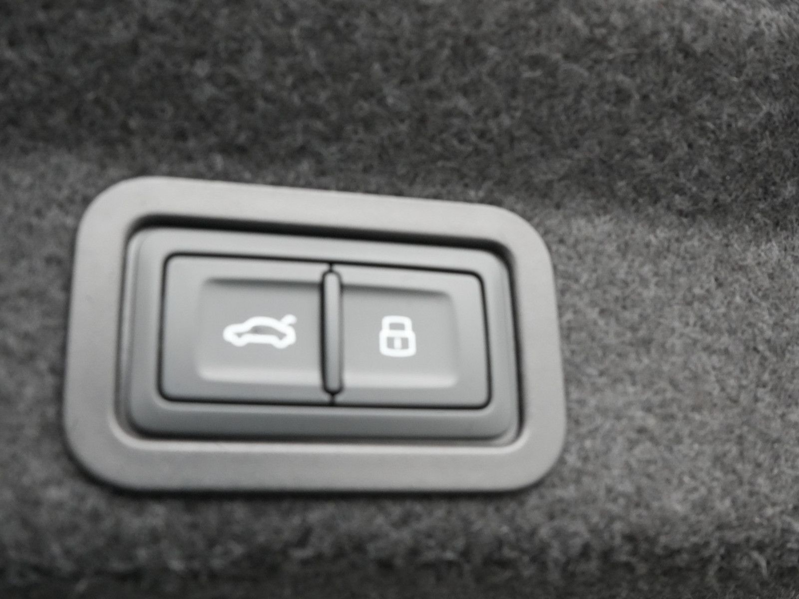 Audi S6 - Bild 23