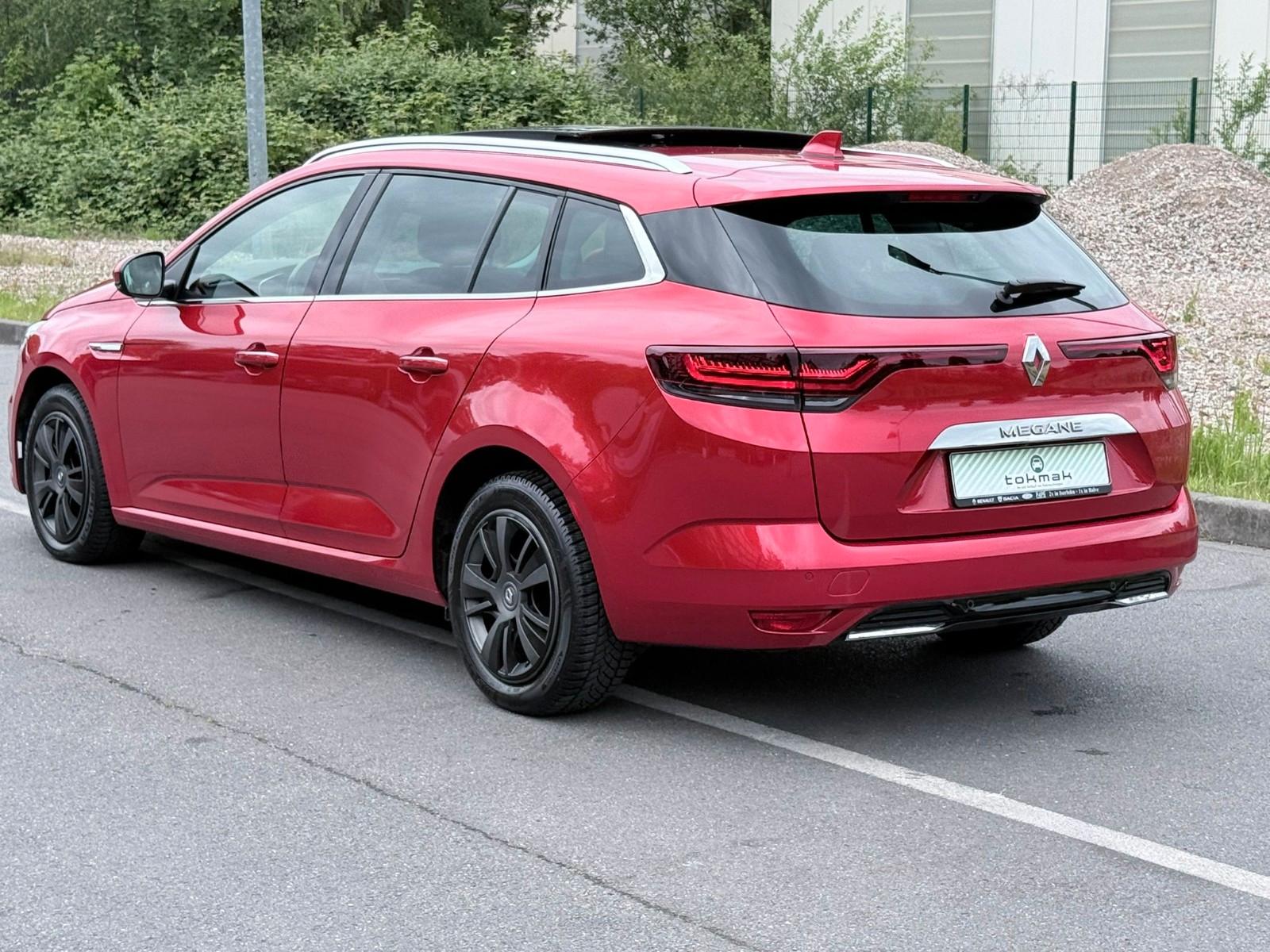 Renault Megane IV Grandtour Intens Bose Cam Pano