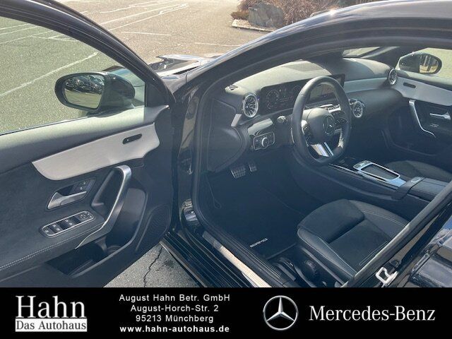 Fahrzeugabbildung Mercedes-Benz A 200 AMG/NIGHT/LED/KAM./DISTRO./AMBI/19ZOLL