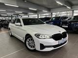 BMW 520 d Touring AMB+AHK+DAP+HuD+Pano+HaKa+SH+MEM