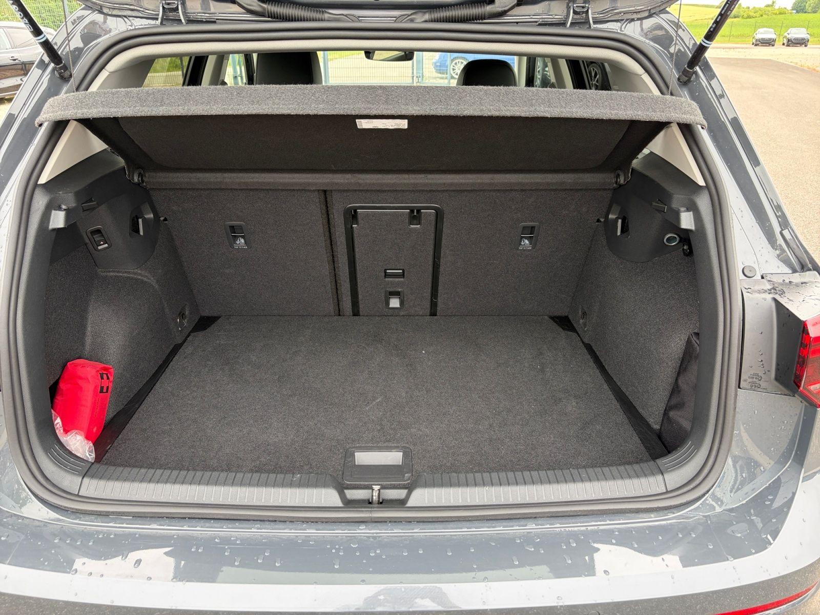 Volkswagen Golf VIII 1.5 eTSI Energy DSG AHK LED, миниатюра 12