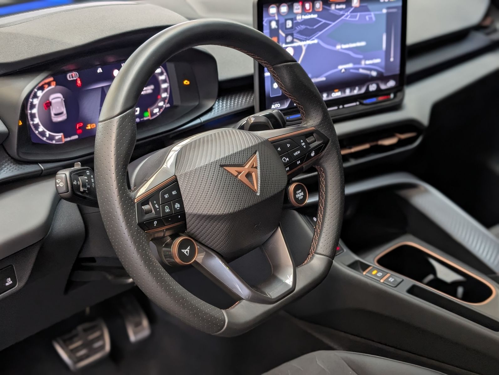Immagine del veicolo CUPRA Terramar 1.5 eTSI Pacchetto Sennheiser Edge HUD 19 pollici