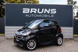 Smart fortwo cabrio Micro Hybrid Drive Sitzheizung - Smart in Lübeck