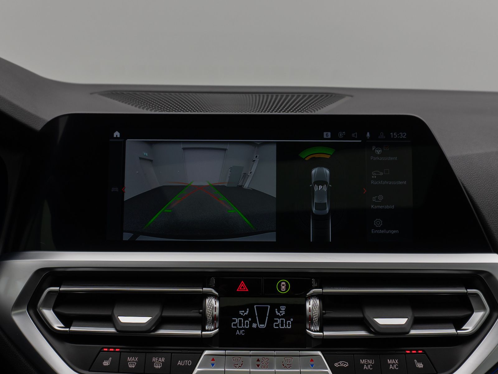 Fahrzeugabbildung BMW 420i Coupé M Sport Glasdach Kamera DAB H/K Komfo