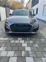 Audi A4 Avant 45 TFSI quattro Edition One Matrix - Audi A4: Edition