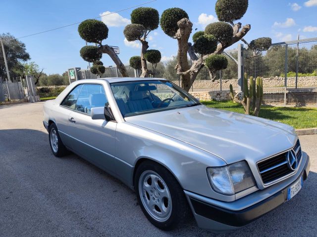 Mercedes-Benz Mercedes-benz V W124 COUPE'