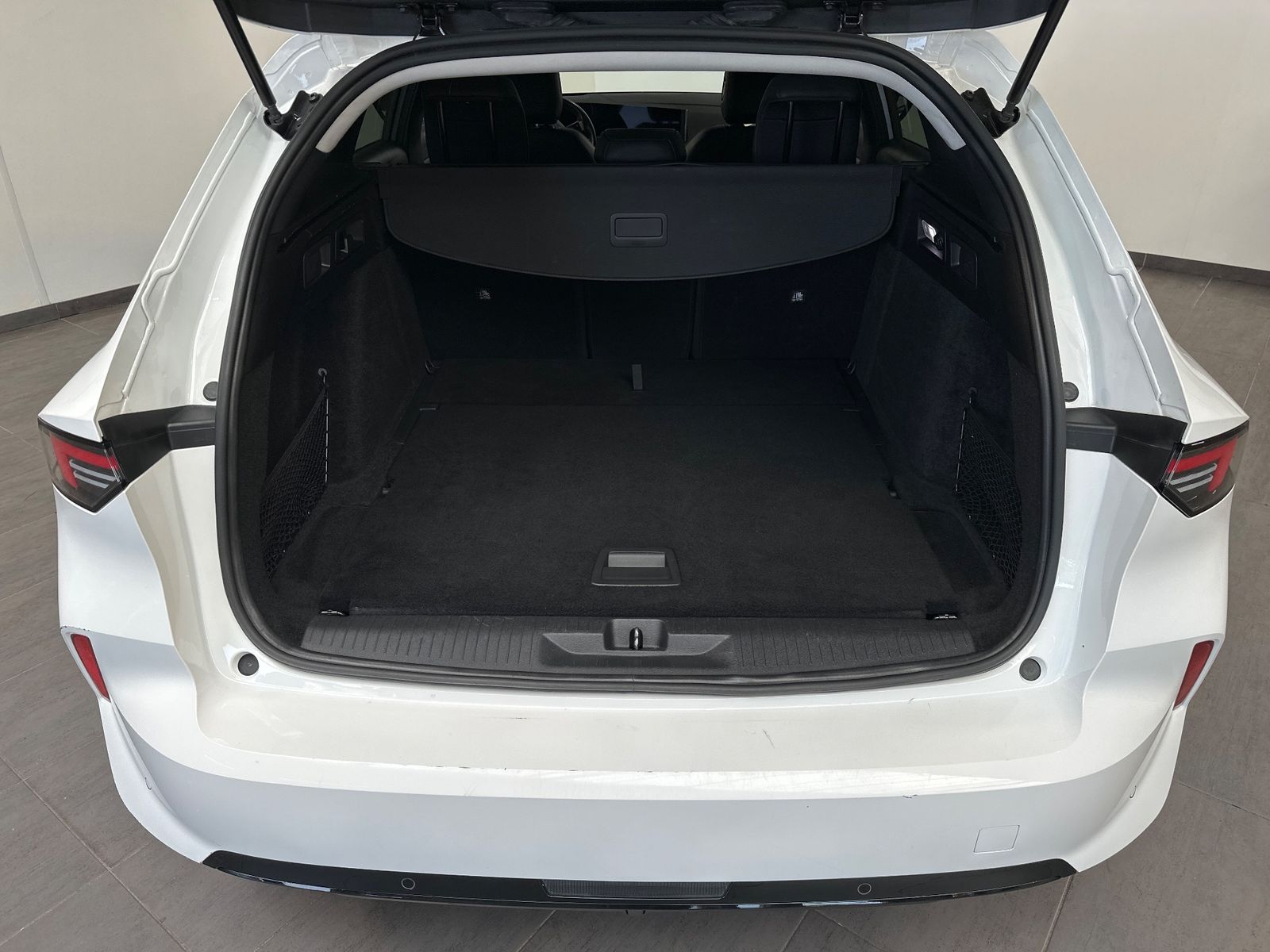 Fahrzeugabbildung Opel Astra ST 1.5 D Elegance NAV+LED+KAMERA+SHZ+VCOCK