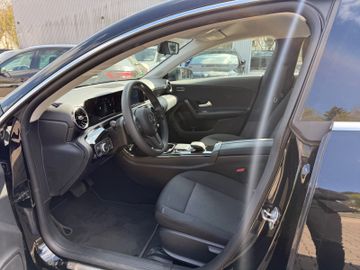 Mercedes CLA 200 - 11