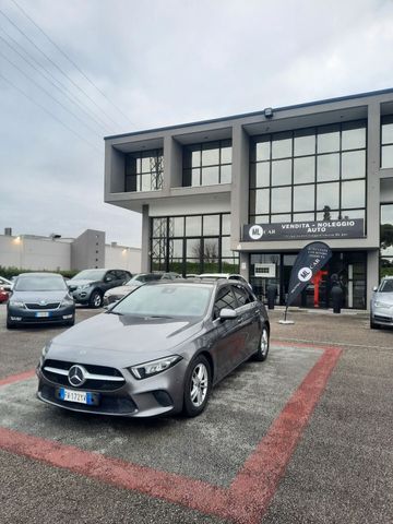 MERCEDES-BENZ Mercedes benz A 180 d Automatic Business