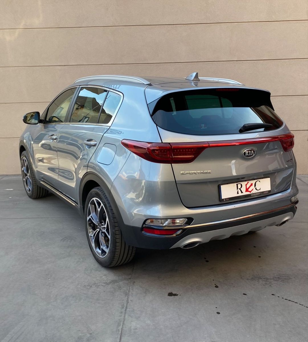Kia Sportage 1.6 GT LINE Ibrida imagem 3